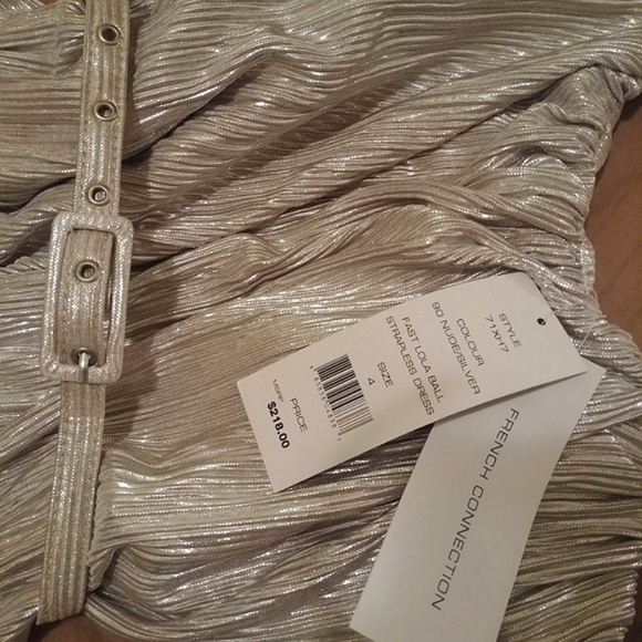 Strapless silver dress - Picture 3 of 4